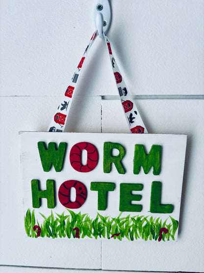 Wormy Welcome
