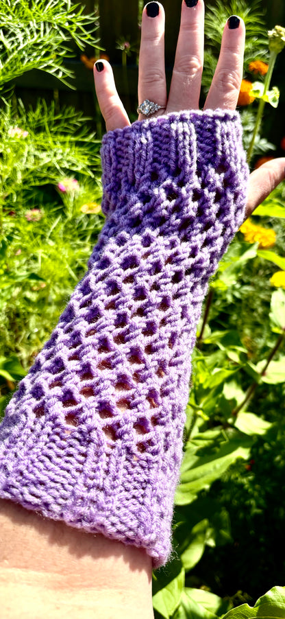 Lacy Lilac Arm Warmers