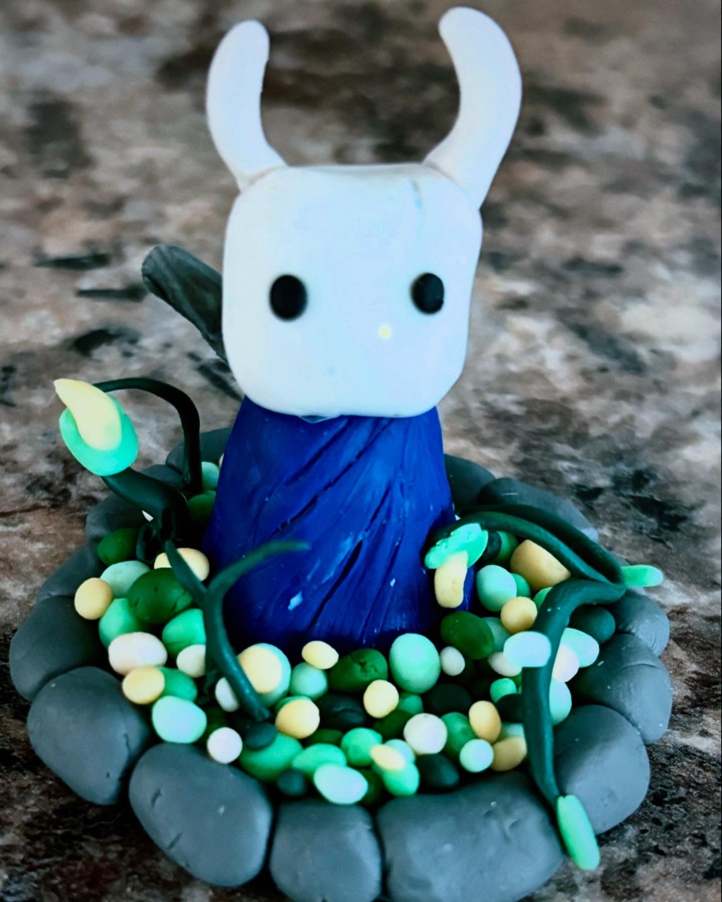 Hollow Knight desk buddy
