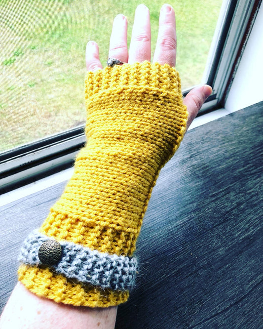 Sweet as Honey Wristlets